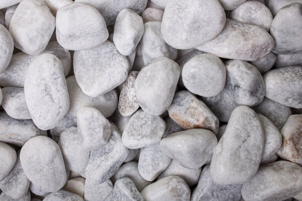 Splitt Carrara Marmor getrommelt 500 kg Big Bag 25-40 mm