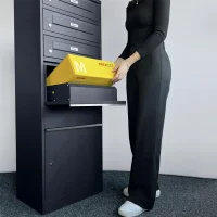 METZLER Paketbox mit 3 Briefkästen inkl. Namensschildern |  Bispo RE